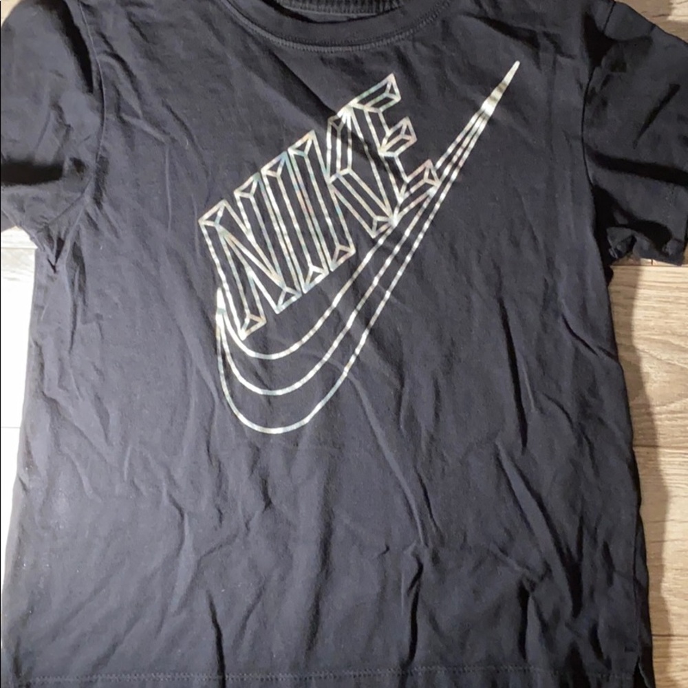 Nike t-shirt for girls